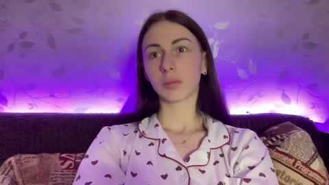 Snapshot of call_me_dad_ chatting on March 6, 2025, 3:24 am Anna online show from March 6, 2025, 3:24 am