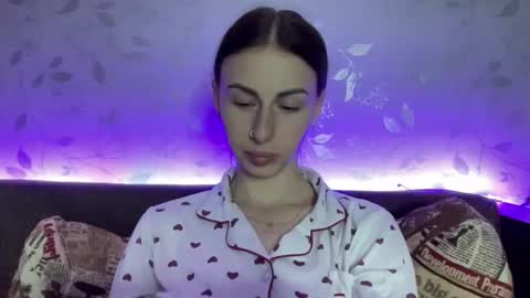 Snapshot of call_me_dad_ chatting on March 6, 2025, 7:10 pm Anna online show from March 6, 2025, 7:10 pm