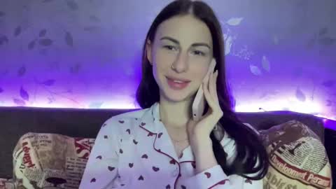 Snapshot of call_me_dad_ chatting on March 7, 2025, 1:31 am Anna online show from March 7, 2025, 1:31 am