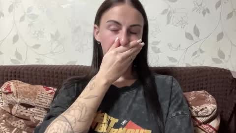 Anna online show from October 14, 2025, 9:04 pm