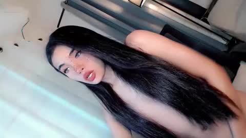 call_me_nina online show from June 6, 2026, 2:27 am