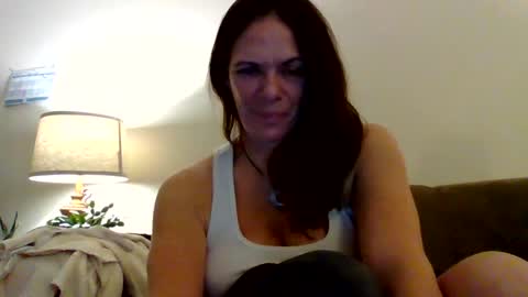 Snapshot of calli_girl420 chatting on January 27, 2025, 5:03 am Calli online show from January 27, 2025, 5:03 am