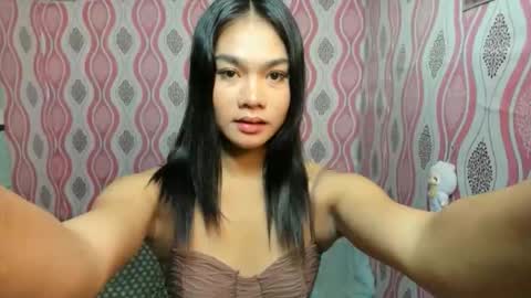 Snapshot of callme_bella26 chatting on October 8, 2025, 9:18 am bella online show from October 8, 2025, 9:18 am