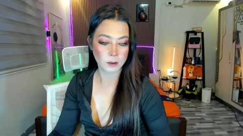 Snapshot of callme_ivyaguas chatting on June 24, 2026, 2:49 pm IVY online show from June 24, 2026, 2:49 pm