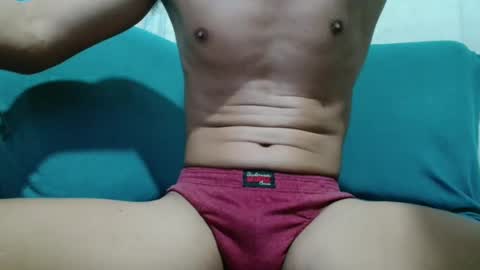 Snapshot of callme_pogs chatting on January 13, 2025, 2:18 am callme_pogs online show from January 13, 2025, 2:18 am