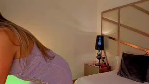 Snapshot of callmeanna_ chatting on February 14, 2025, 1:45 am Anna Banana online show from February 14, 2025, 1:45 am