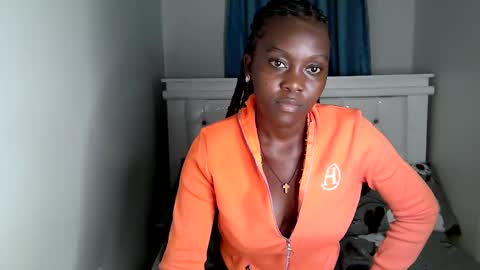 Snapshot of callmemonday chatting on September 22, 2025, 4:53 pm Monday online show from September 22, 2025, 4:53 pm