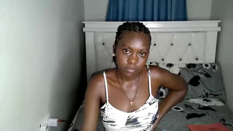Snapshot of callmemonday chatting on September 24, 2025, 8:01 pm Monday online show from September 24, 2025, 8:01 pm