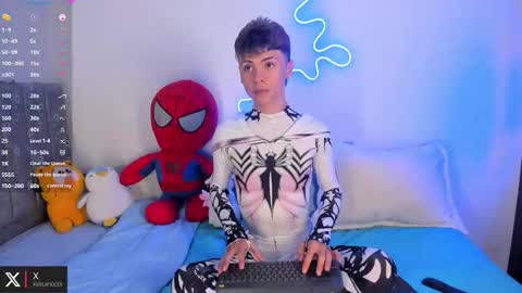 Snapshot of callum_77 chatting on November 5, 2025, 5:07 am CALLUM online show from November 5, 2025, 5:07 am