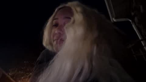 Snapshot of cals9x chatting on February 28, 2026, 3:29 am camzxoxox online show from February 28, 2026, 3:29 am