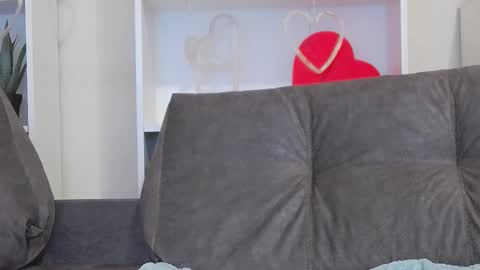 Calvin online show from February 14, 2025, 5:30 am