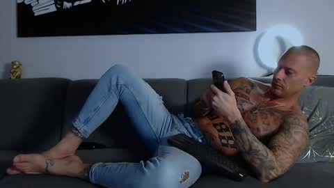 Calvin  online show from January 20, 2025, 10:04 pm