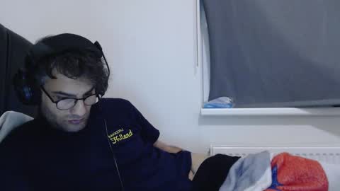 Calvinjohnlad online show from December 15, 2024, 5:31 pm