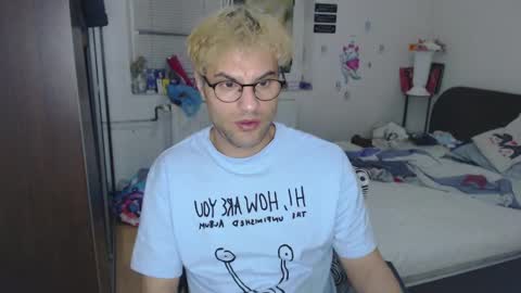 Calvinjohnlad online show from March 9, 2025, 7:37 pm