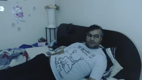 Calvinjohnlad online show from December 3, 2025, 6:39 pm