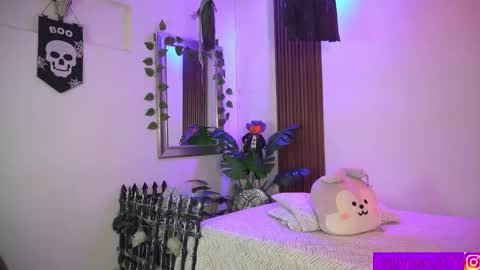 Snapshot of calypso_and_ge1 chatting on November 1, 2025, 12:12 am Calypso and Kayla online show from November 1, 2025, 12:12 am