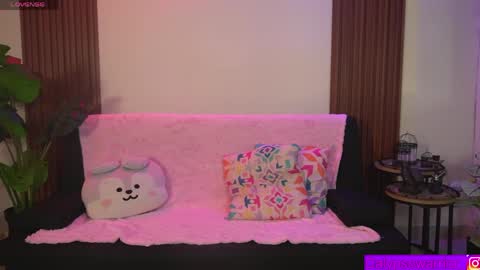 Calypso and Kayla online show from April 19, 2026, 2:11 am