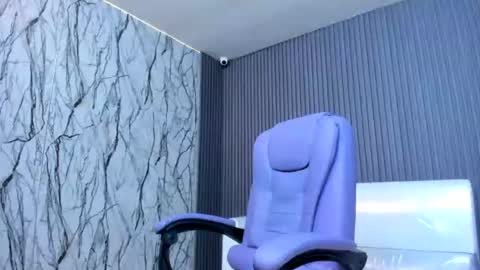 cam_xman online show from June 21, 2026, 12:52 pm
