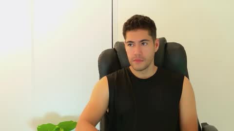 camara110 online show from October 22, 2025, 2:34 am