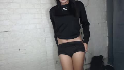 Snapshot of camela_star chatting on December 13, 2024, 5:43 pm camela_star online show from December 13, 2024, 5:43 pm