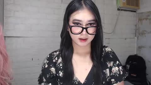 camela_star online show from October 2, 2025, 11:56 pm