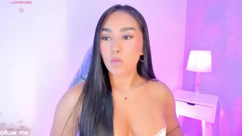 Camelia Smith online show from April 15, 2026, 5:36 am