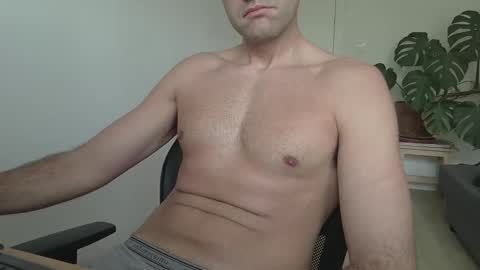 Cameraman86 online show from May 25, 2026, 12:22 pm
