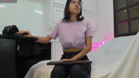  Cameron Cutee  online show from October 5, 2025, 11:30 am