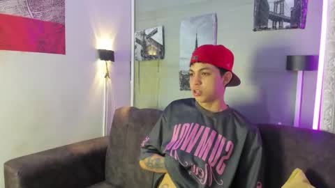 CAMERON online show from November 25, 2025, 12:49 pm