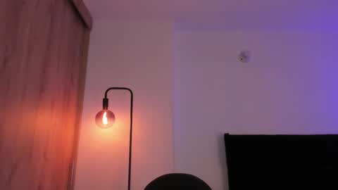 Snapshot of cameron_lyra chatting on February 22, 2026, 8:51 pm Cameron online show from February 22, 2026, 8:51 pm