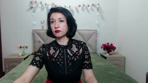 Cameronenns online show from April 1, 2026, 1:41 pm