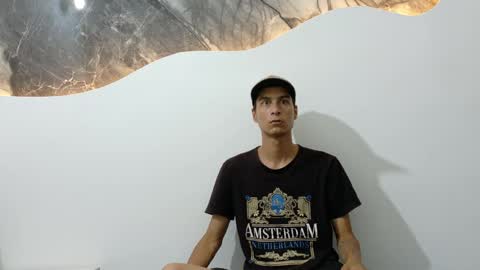 Snapshot of cameronsilverman chatting on May 30, 2026, 12:41 am cameronsilverman online show from May 30, 2026, 12:41 am
