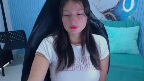 Snapshot of cami_boobss1 chatting on November 28, 2025, 11:24 am Cami online show from November 28, 2025, 11:24 am