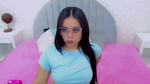 Snapshot of cami_bunnygirlx chatting on March 10, 2025, 10:02 pm CAMI online show from March 10, 2025, 10:02 pm