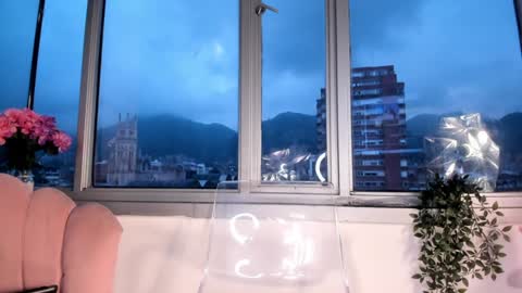 Camila cruz online show from December 28, 2024, 11:05 pm