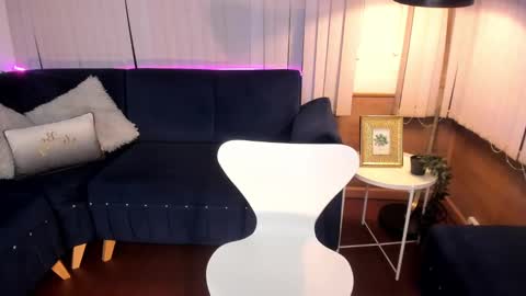 Camila cruz online show from January 7, 2025, 1:59 am