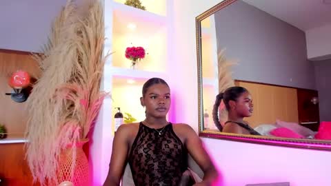 Snapshot of camiestrada chatting on January 26, 2025, 5:56 am camiestrada online show from January 26, 2025, 5:56 am