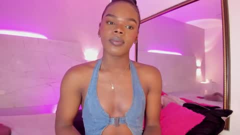 Snapshot of camiestrada chatting on February 9, 2025, 2:18 pm camiestrada online show from February 9, 2025, 2:18 pm