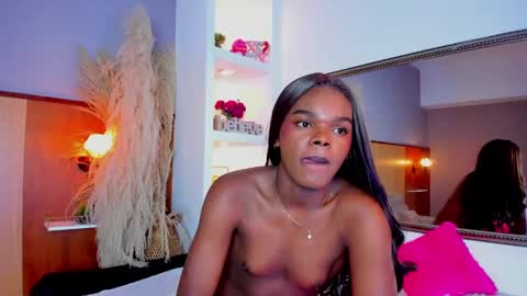 Snapshot of camiestrada chatting on February 25, 2025, 7:09 am camiestrada online show from February 25, 2025, 7:09 am