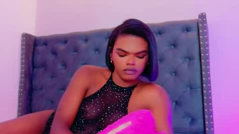 Snapshot of camiestrada chatting on October 1, 2025, 10:05 pm camiestrada online show from October 1, 2025, 10:05 pm