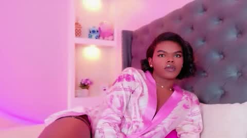 Snapshot of camiestrada chatting on October 5, 2025, 11:02 pm camiestrada online show from October 5, 2025, 11:02 pm