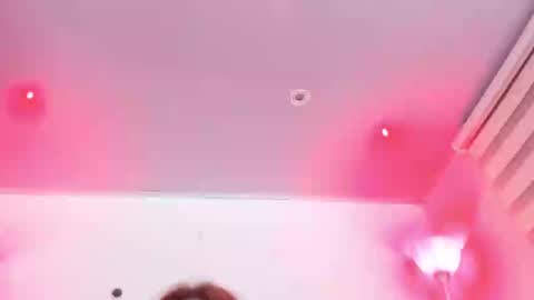 Camila Osorio online show from February 7, 2025, 9:58 am