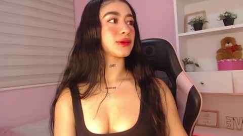 camila online show from May 11, 2026, 7:33 pm