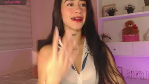 camila online show from May 27, 2026, 9:01 pm