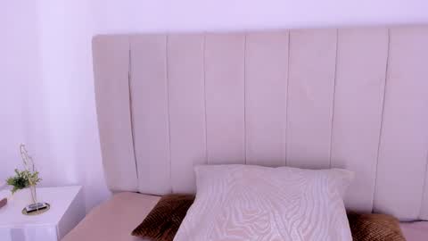 Cami online show from December 22, 2024, 7:31 pm