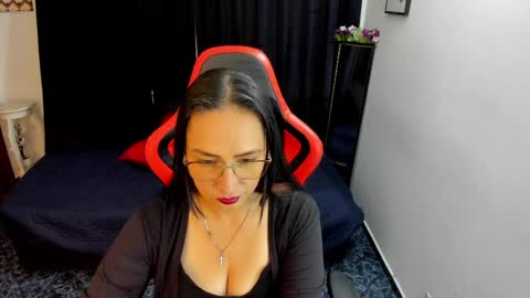 camila_bj online show from May 18, 2026, 4:18 am