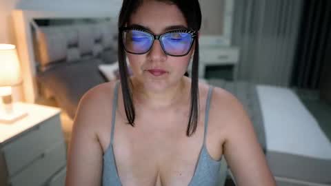 Camila buitrago online show from November 8, 2025, 11:58 pm