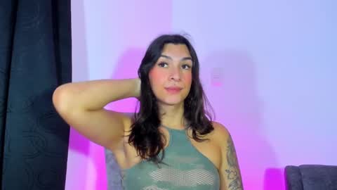 Snapshot of camila_coxx chatting on December 11, 2024, 7:42 am s online show from December 11, 2024, 7:42 am