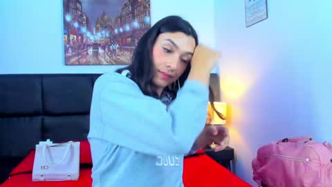 Snapshot of camila_coxx chatting on January 11, 2025, 5:41 am s online show from January 11, 2025, 5:41 am