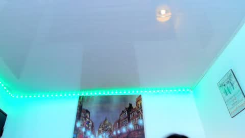 Snapshot of camila_coxx chatting on January 21, 2025, 8:30 am s online show from January 21, 2025, 8:30 am